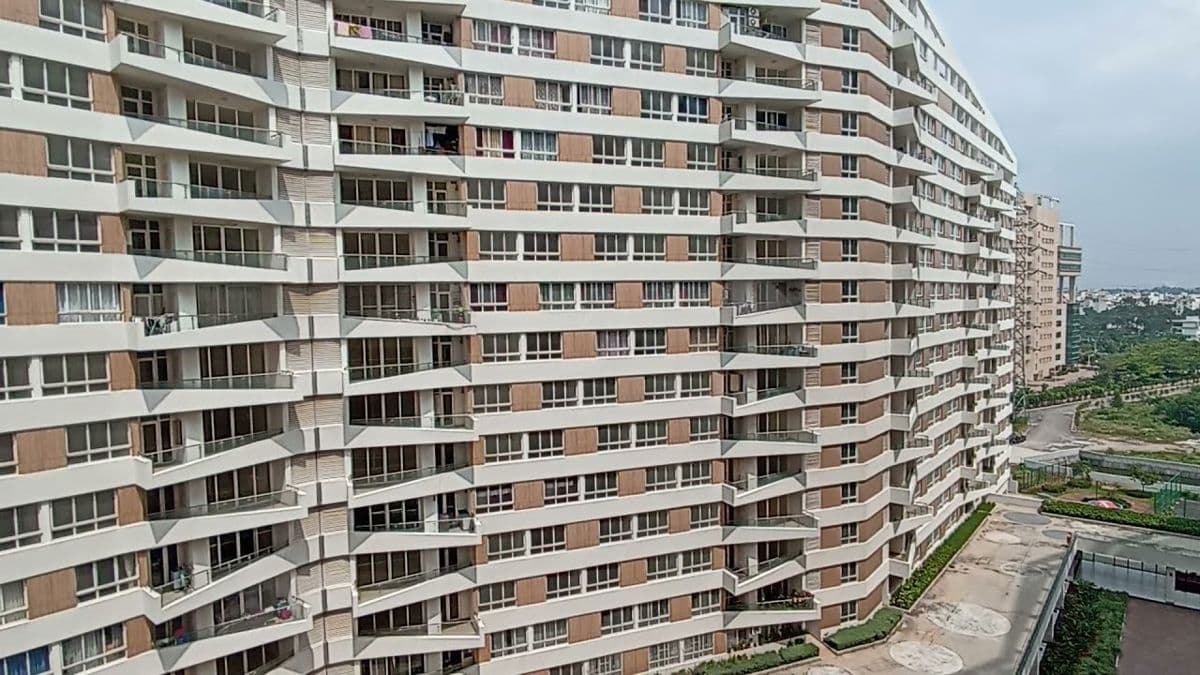 Mantri Manyata Lithos 3BHK
