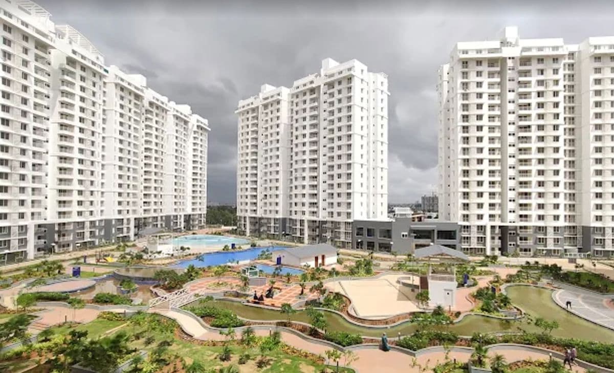 Puravankara Palm Beach 2BHK