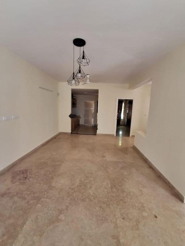 LGCL Beautiful World 4BHK - image 1